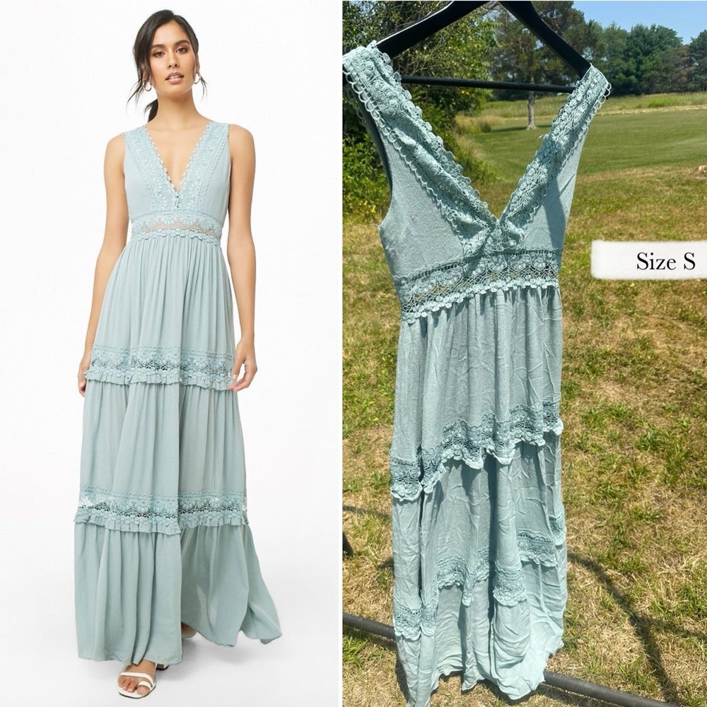 Elegant Blue Lace Maxi Dress